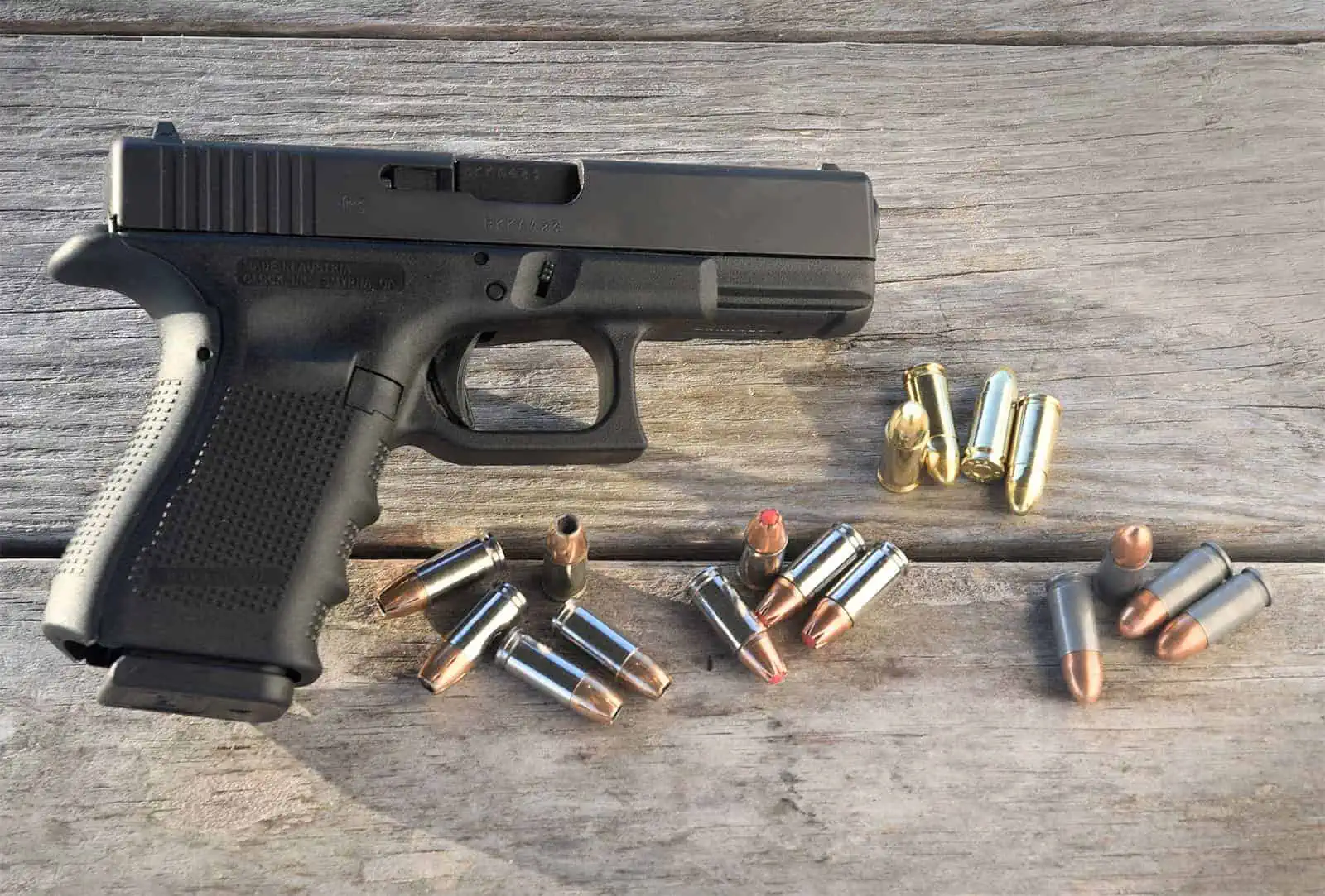 Glock 19 vs Glock 26 - AmmoMan School of Guns Blog